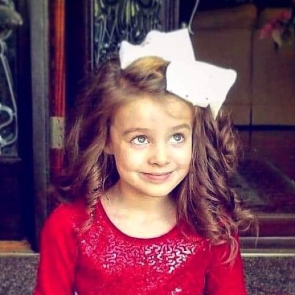 Meet your Posher, Angela